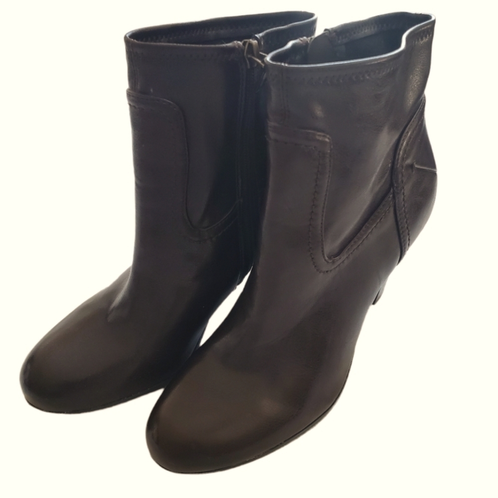Franco Sarto Women's Wise Brown Ankle Boot Size 9